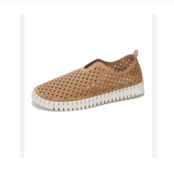 llse Jacobsen perforated Tan Perforated Slip-On Sneakers size 40 US 9.5-10 - Picture 1 of 5